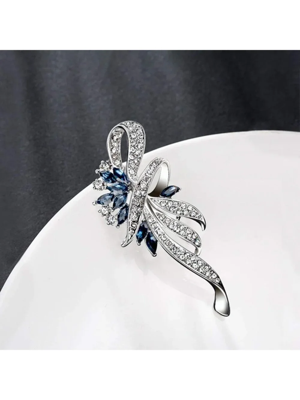 Vintage Floral Crystal Brooch Pin for Women | Blue/Purple Gemstone Jewelry